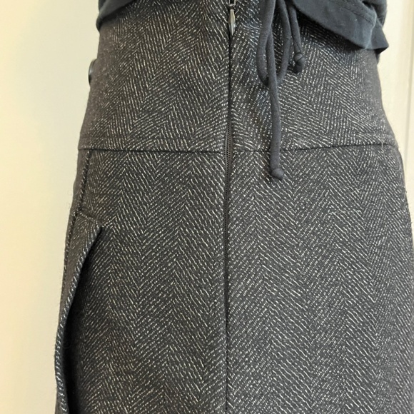 Zara Basic Wool Blend Lined Black Skirt - Picture 3 of 6